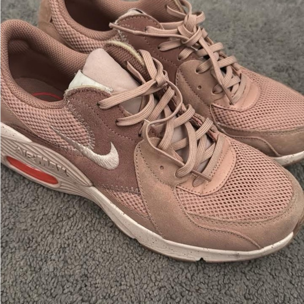 Nike Women's Dusty Pink Sneakers